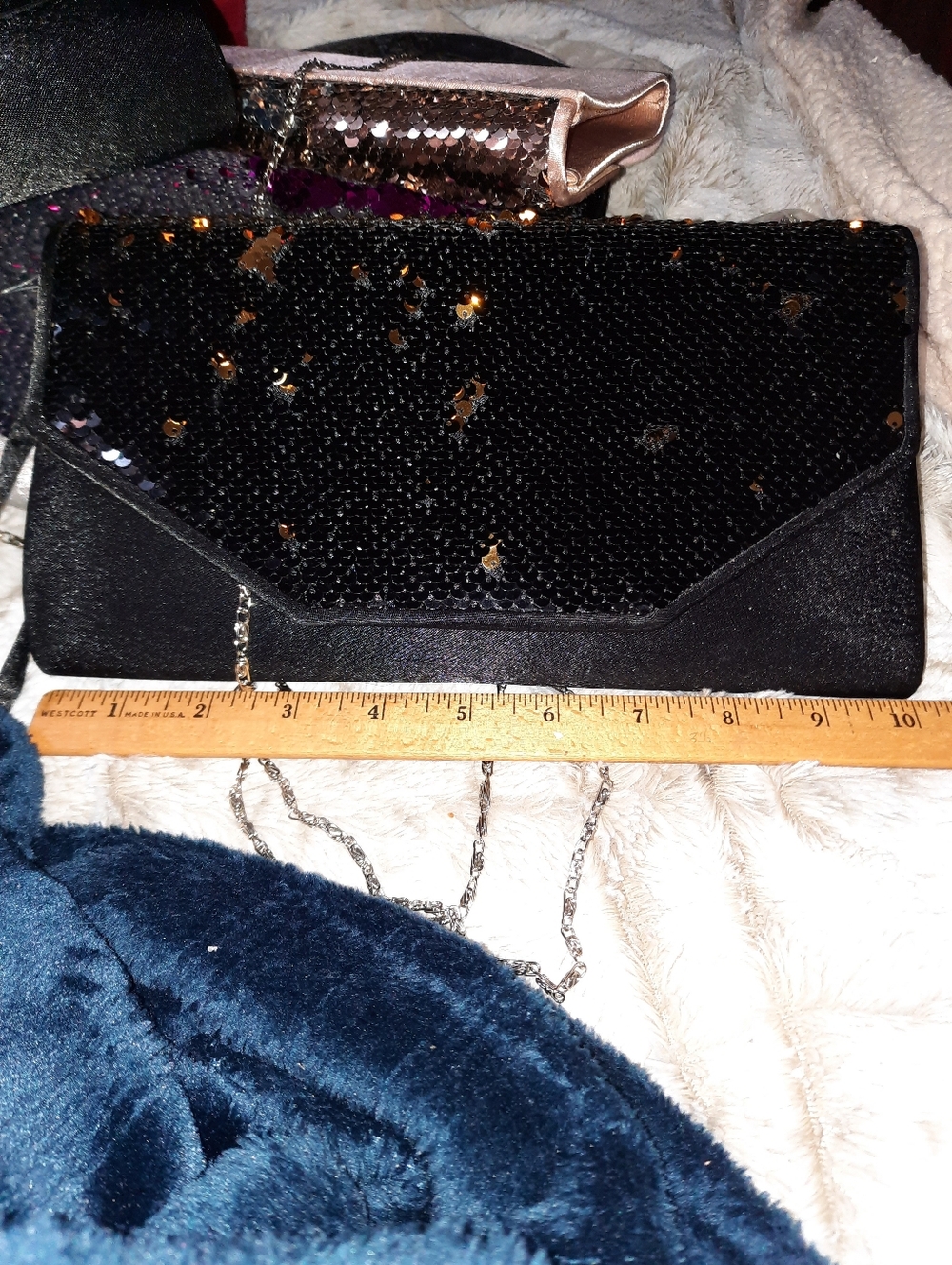 NWT GLAM EVENING SEQUIN CLUTCH WRISTLET SHOULDER CROSSBODY BAG BLACK GOLD